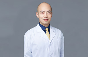 臨沂市第三人民醫(yī)院特邀北京安貞醫(yī)院心內科專家吳錚教授來我院指導工作