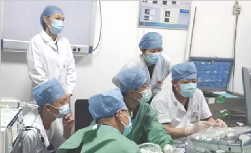 【“沂”起學理論】 臨沂市第三人民醫(yī)院成功為81歲老人消融掉巨大甲狀腺囊腫