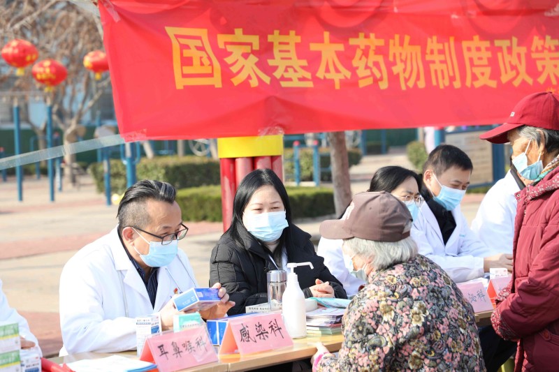 門診第二黨支部開展“肌膚健康”春之歌”主題黨日活動