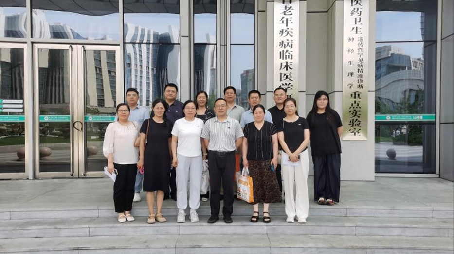 我院選派臨床醫(yī)技骨干赴市人民醫(yī)院跟崗深造 深化緊密型城市醫(yī)療集團(tuán)協(xié)作
